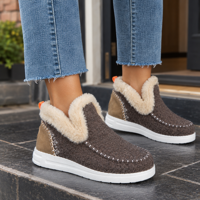 Moretti Fleece-Lined Boots