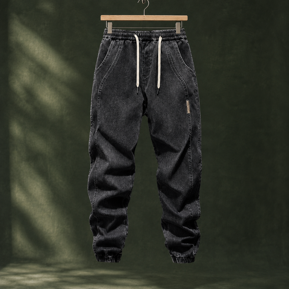 Isidore Tapered Joggers - Black