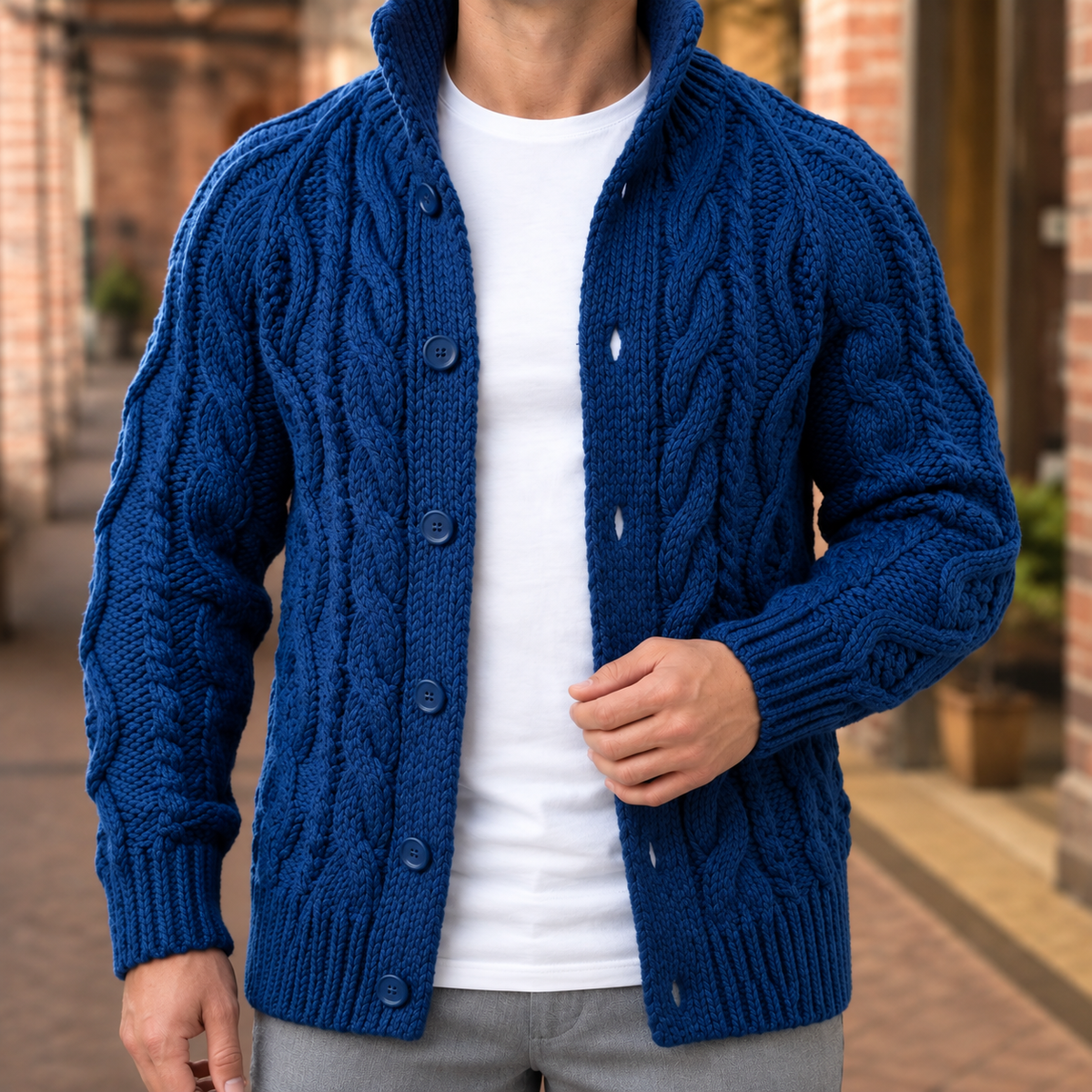 Lucian Cable Knit Sweater - Dark Blue