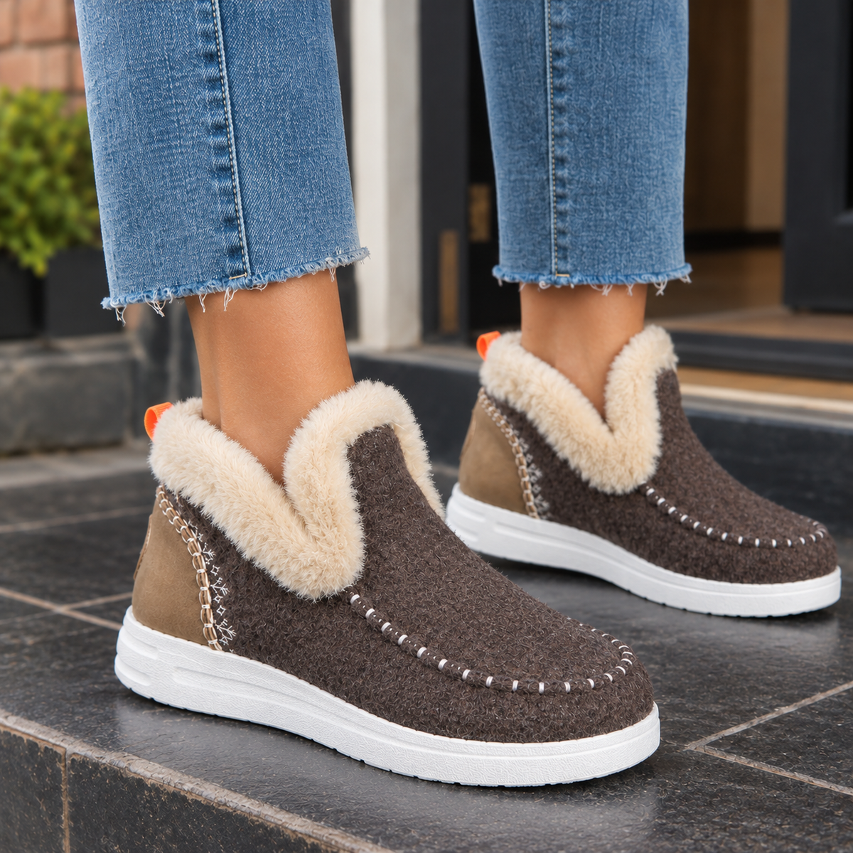 Moretti Fleece-Lined Boots - Lead Product Detail