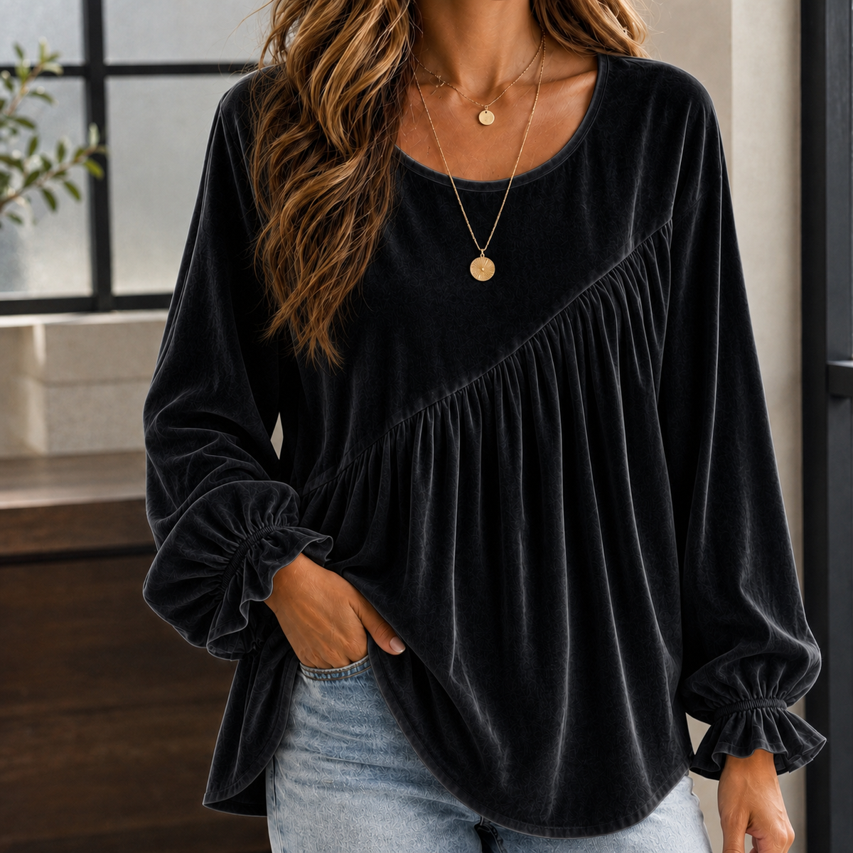 Juliet-Claire Asymmetric Top - Black