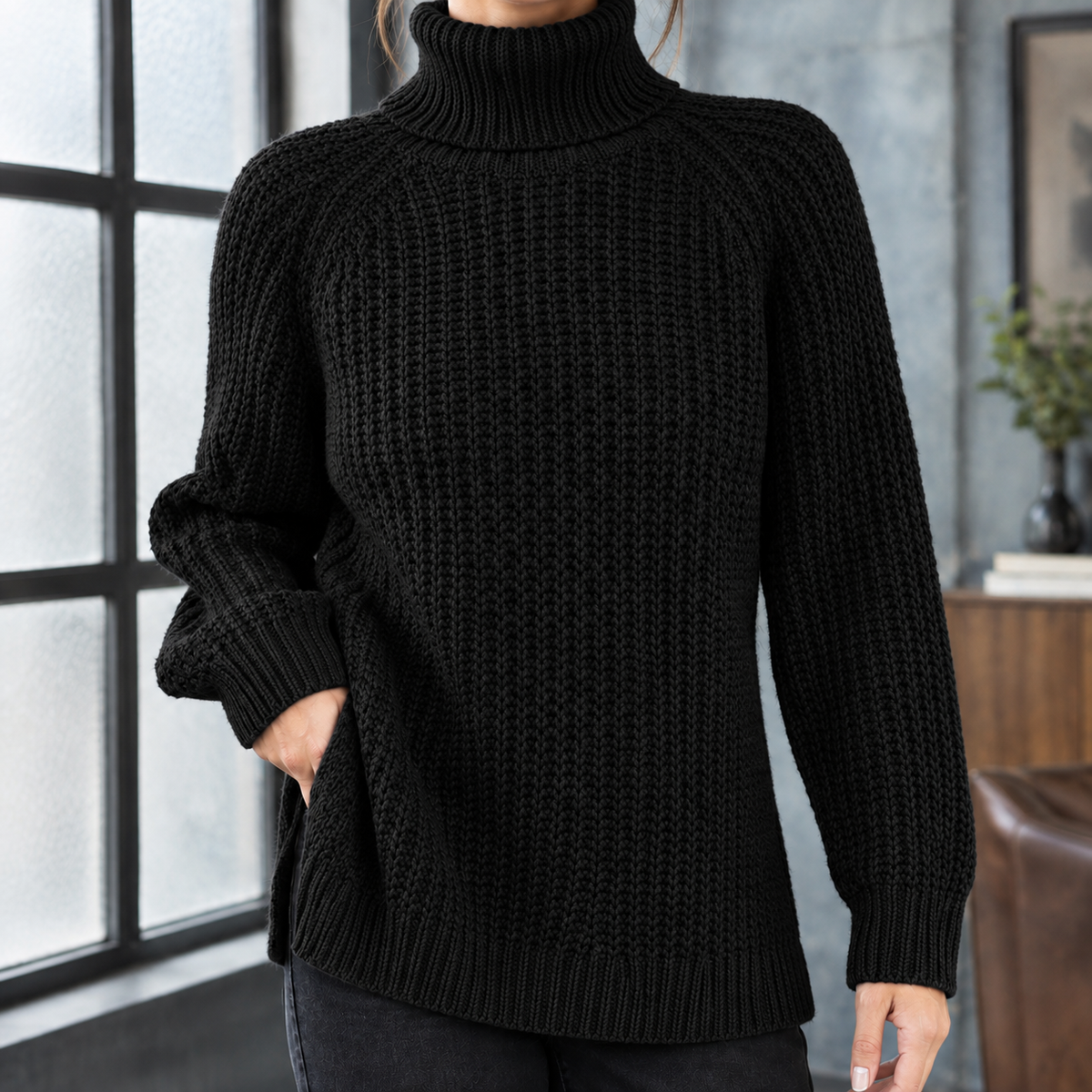 Mallory Turtleneck Sweater - Black
