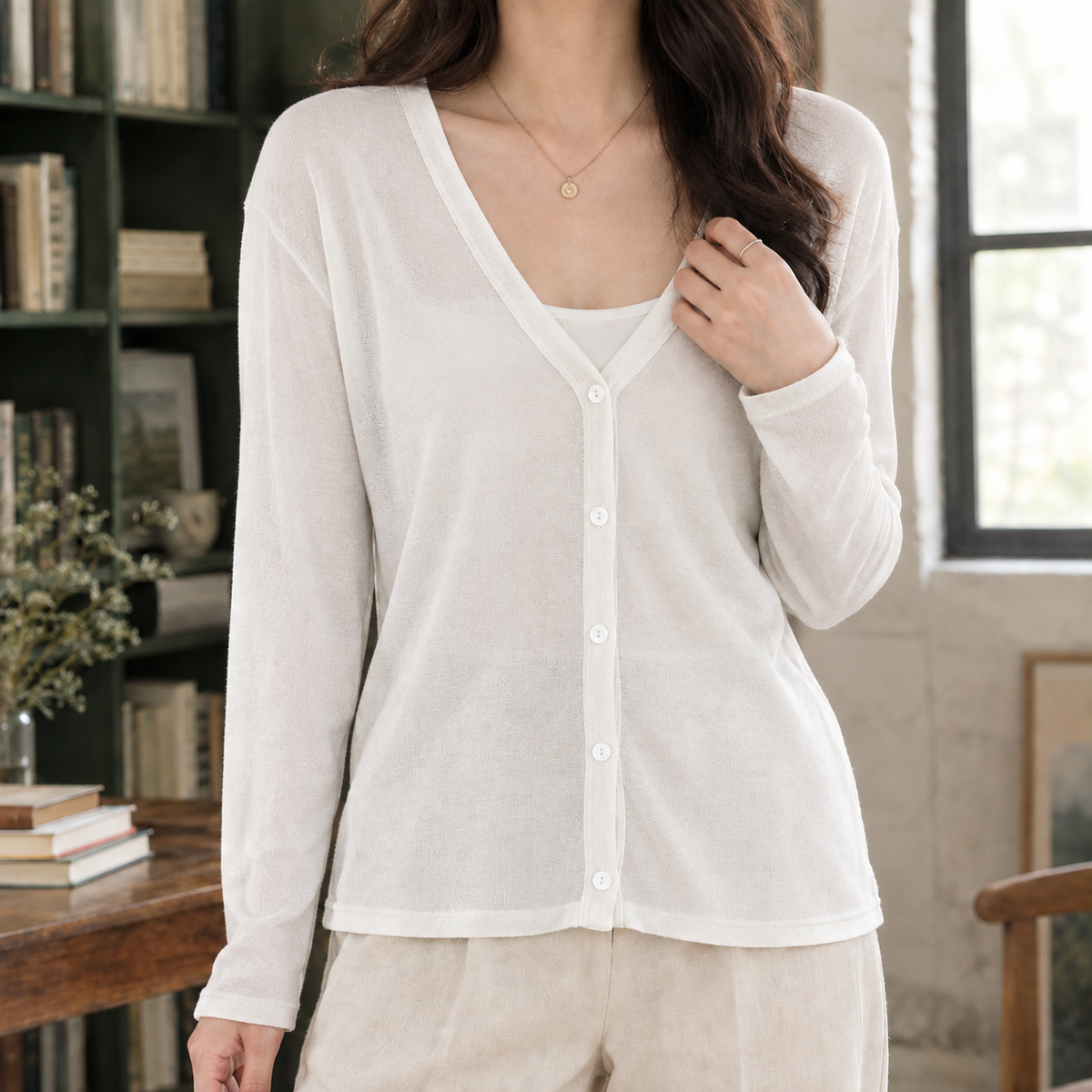 Hesper-Rae V-Neck Cardigan - Off-White