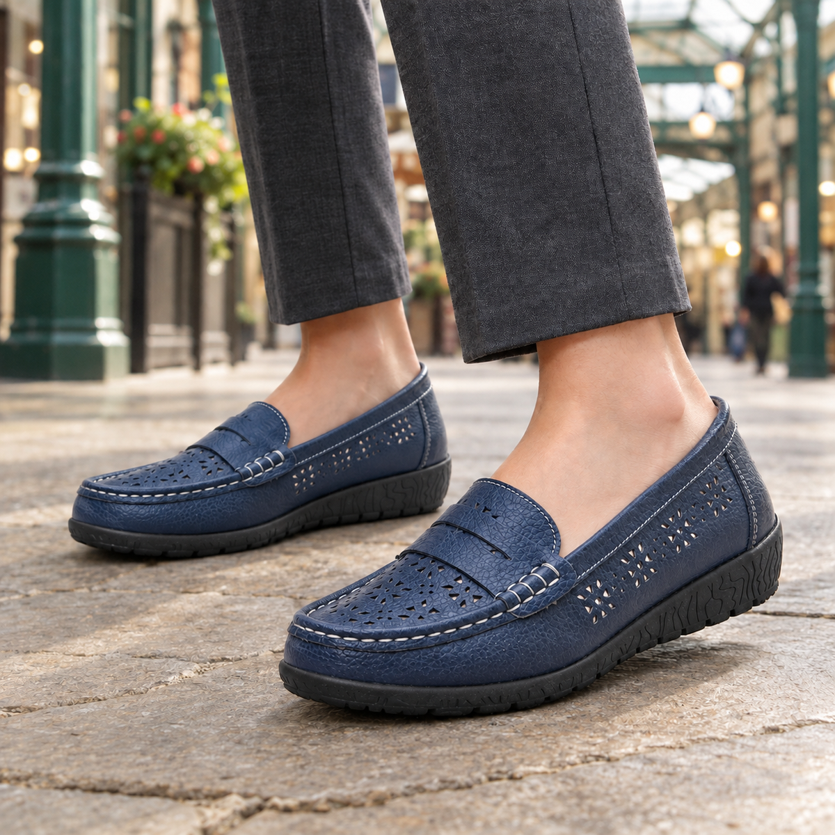 Balestri Perforated Loafers - Dark Blue
