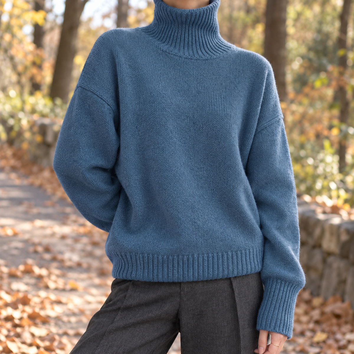 Cleo-Marie Relaxed Turtleneck Sweater - Blue